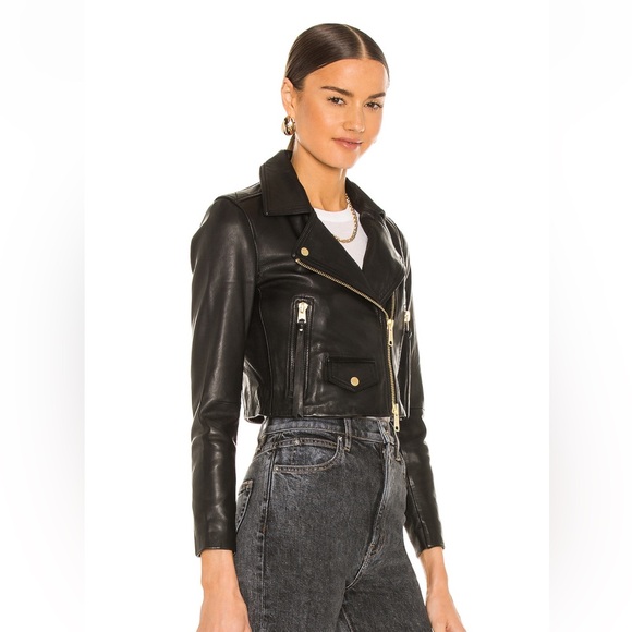 All saints barely worn gorgeous cropped leather jacket with gold details. Size 4 - Picture 3 of 6